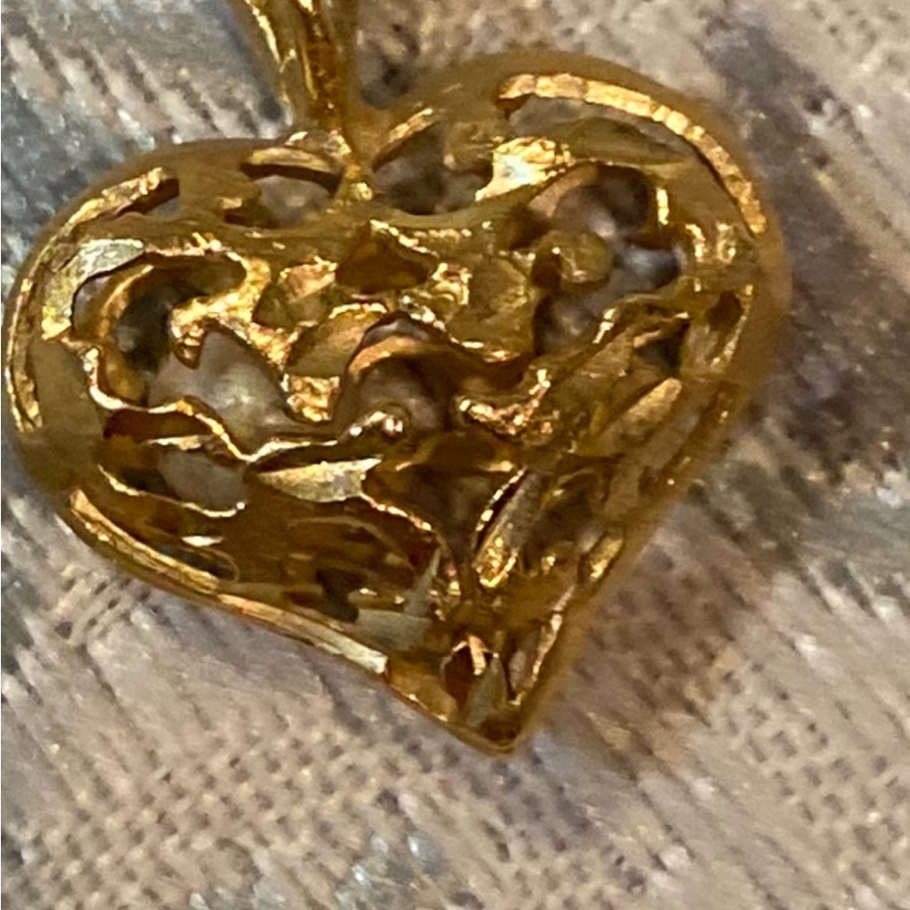 Gold Tiffany heart